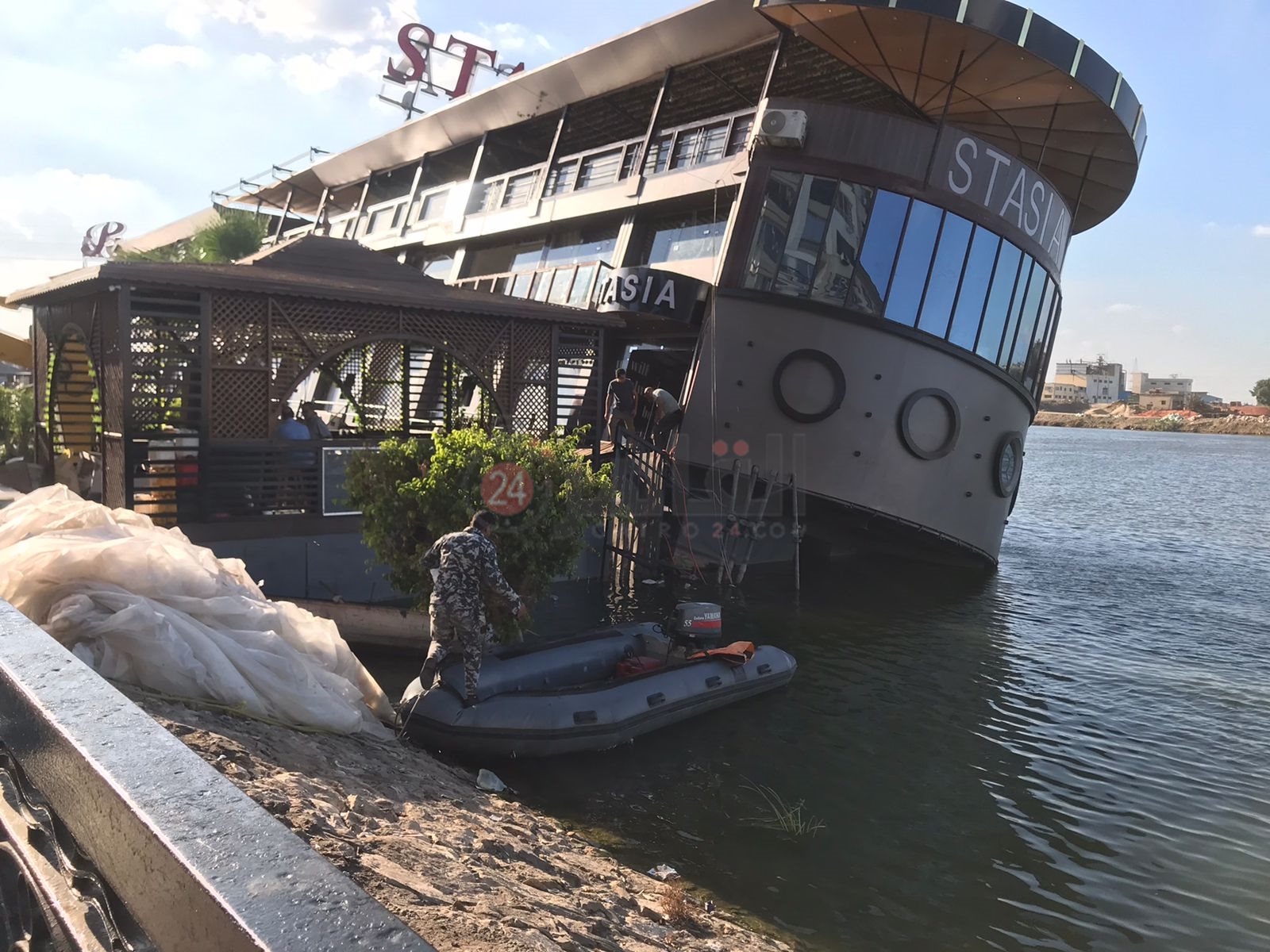 المركب الجانحة في الدقهلية 