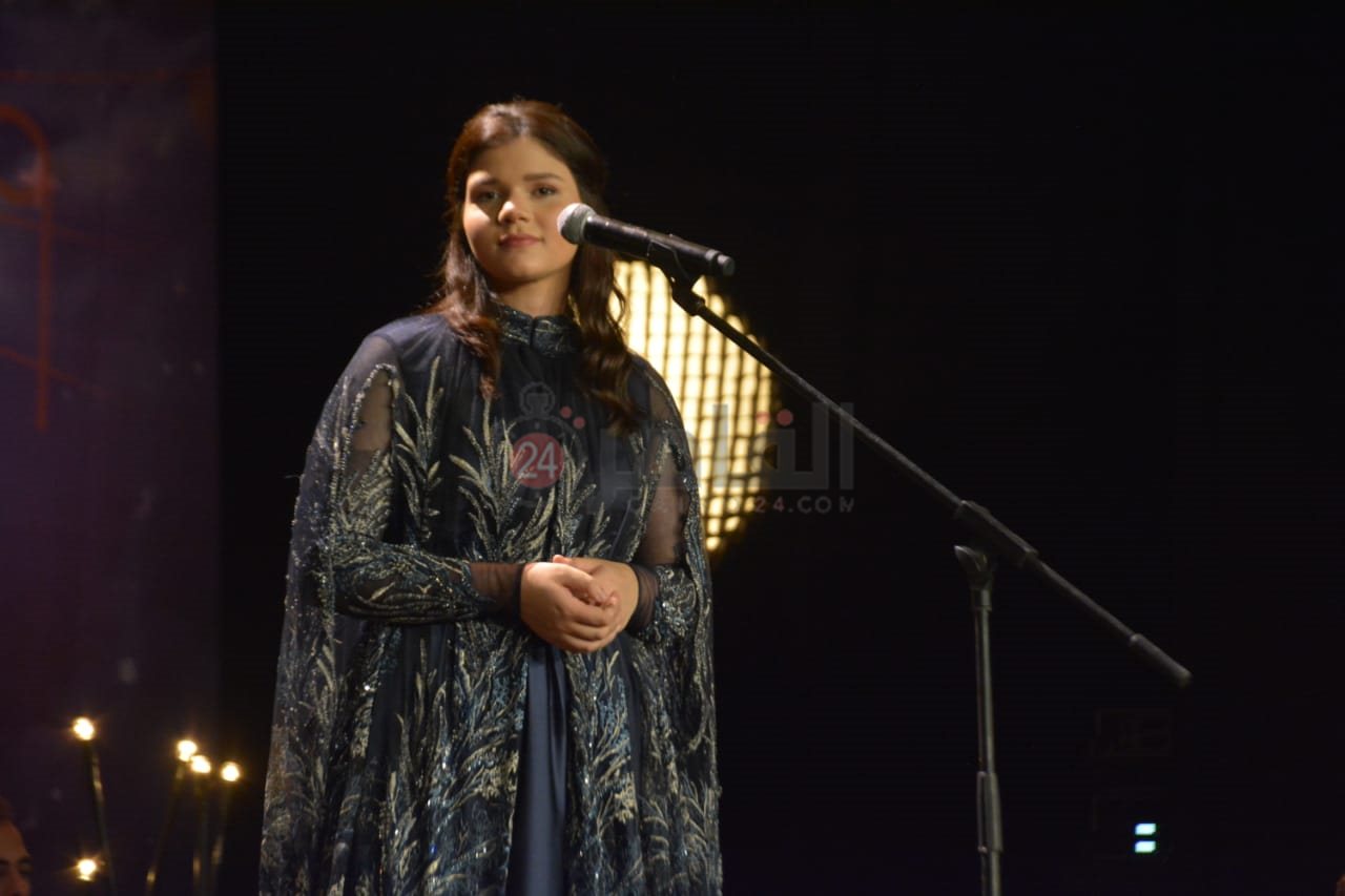 سناء نبيل (9)