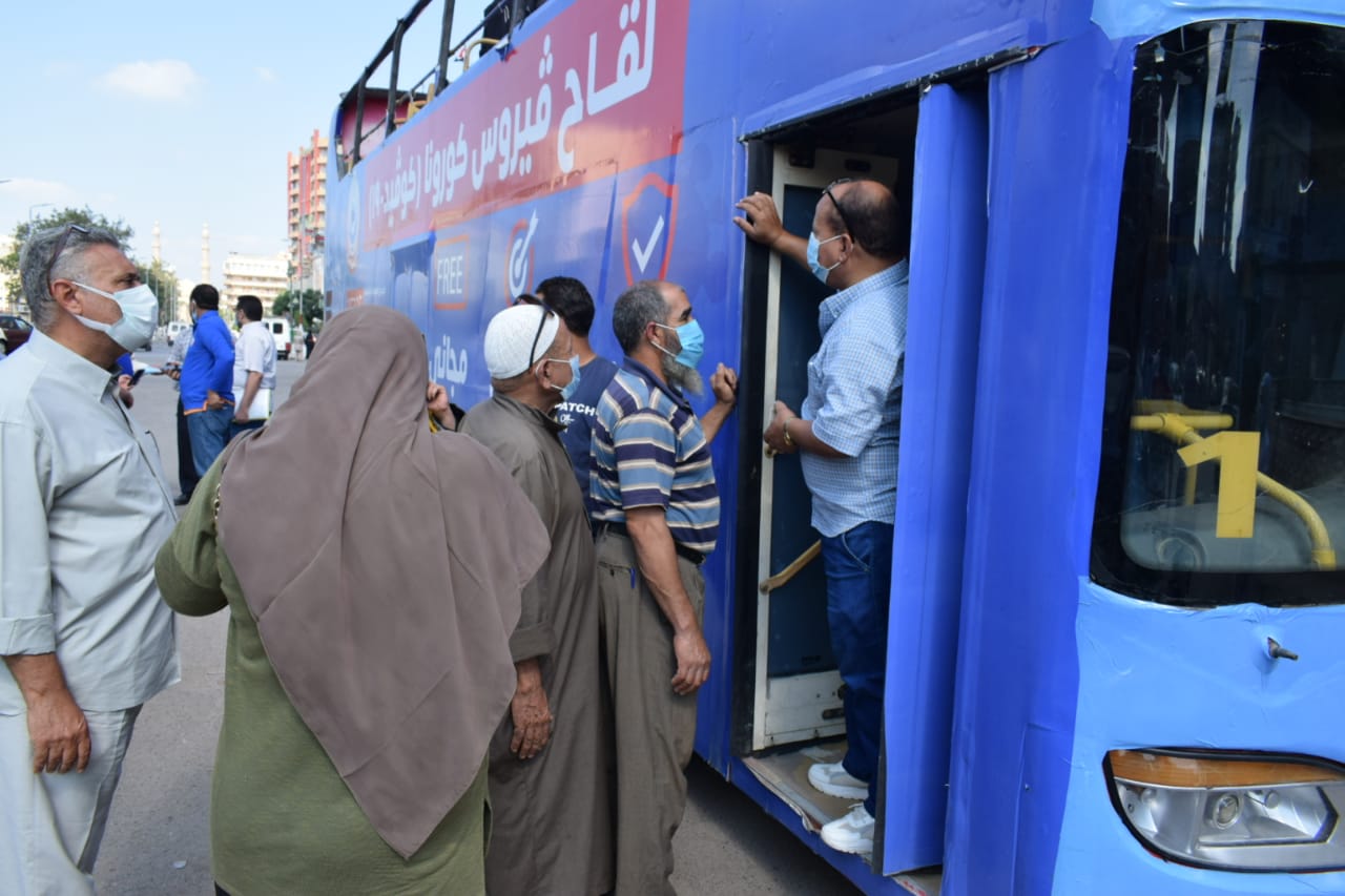 انطلاق حملة معًا نطمئن للتسجيل للقاح كورونا بالشرقية 04