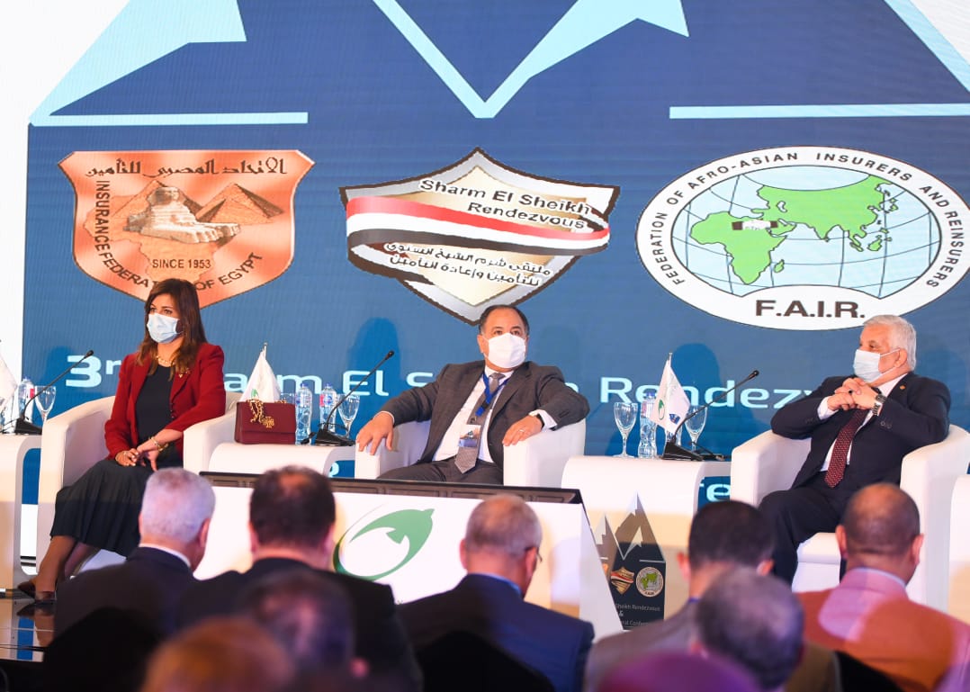 وزيرة الهجرة في ملتقى شرم الشبخ الثالث للتأمين (1)