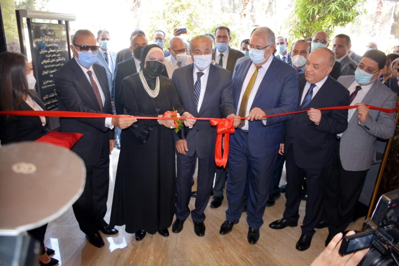 D933CCB1-BA7E-49DA-AF02-4CFA3252E2FF