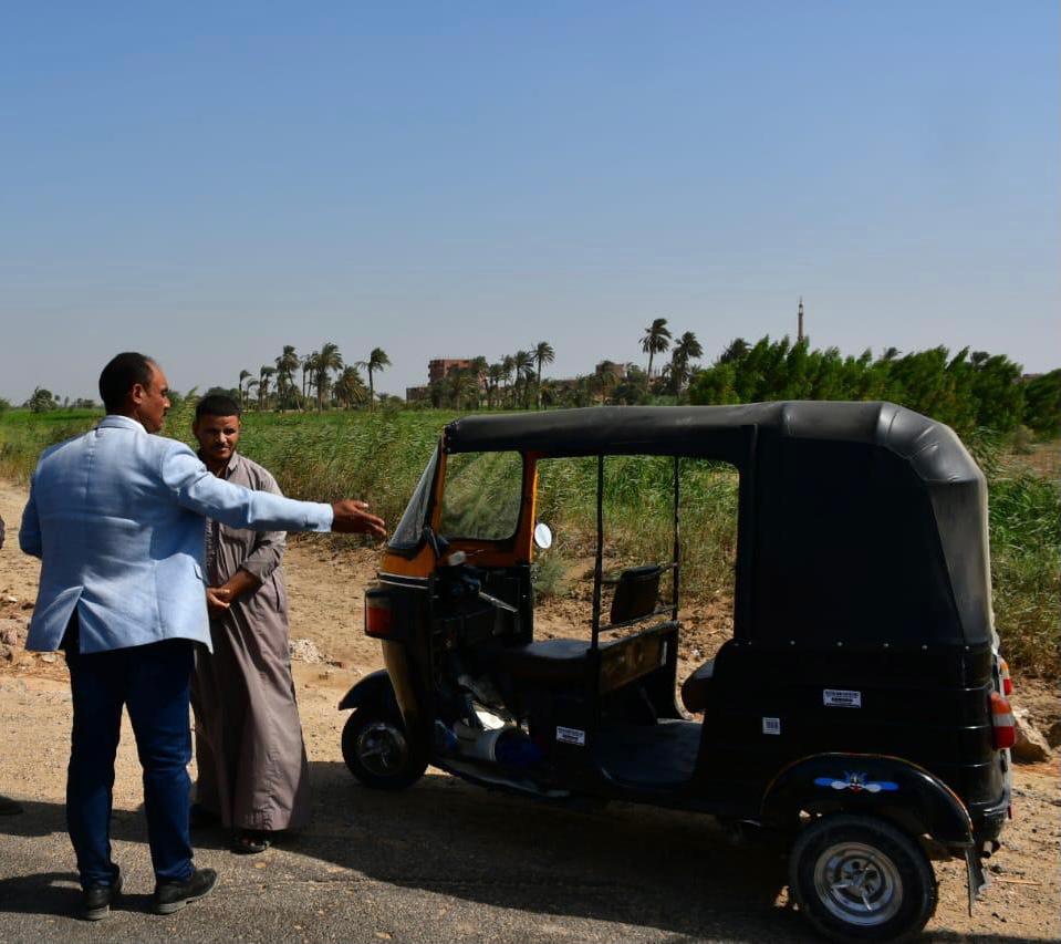 ضبط تكاتك مخالفة في الفيوم