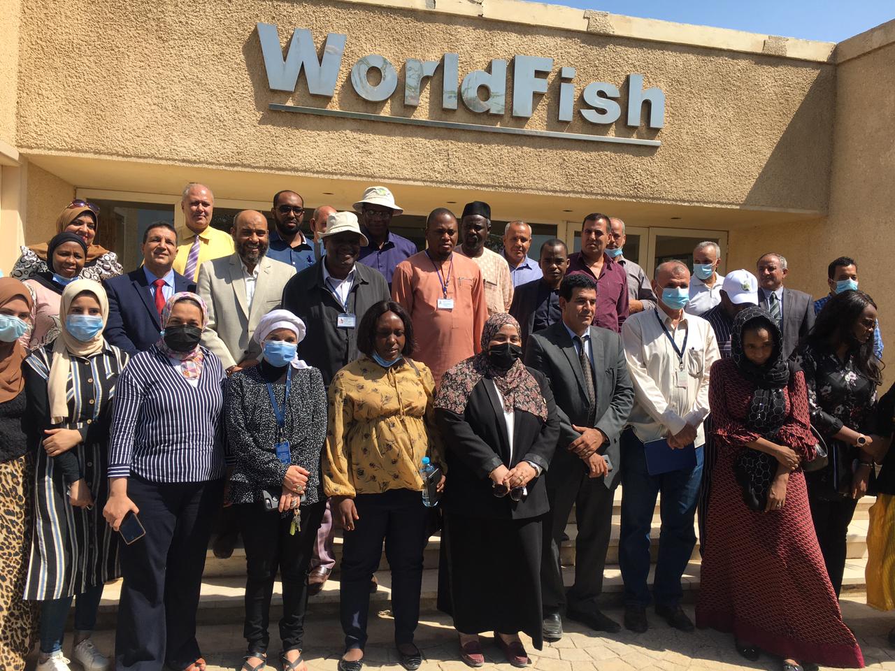 وفد نيجيري يزور المركز الدولي للأسماك بالشرقية