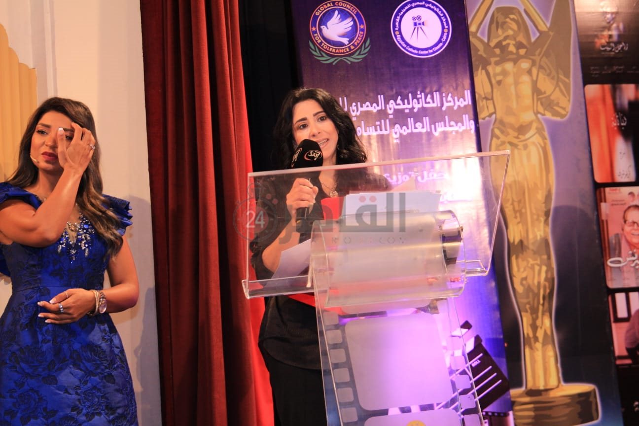 f98ed95d-edf2-453a-8f67-2548c4760e65