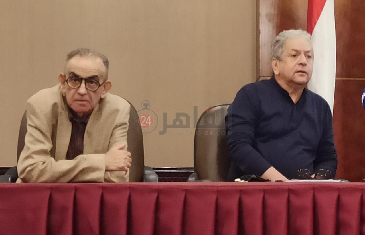 ندوة عمر عبد العزيز2