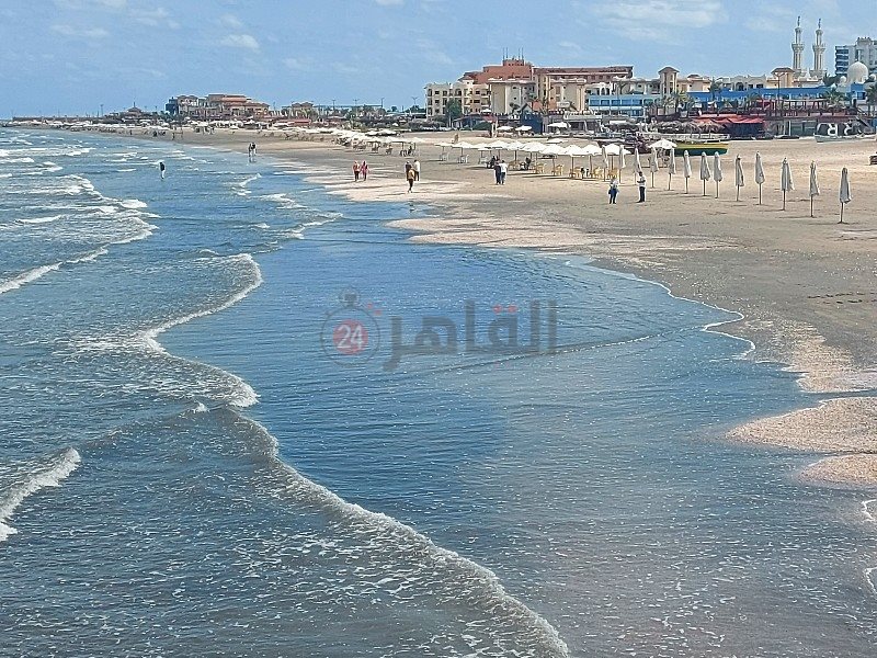 غياب المصطافين عن شواطئ بورسعيد 
