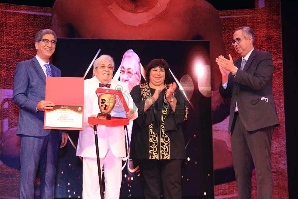 فاروق فلوكس من مهرجان القومي للمسرح (3)