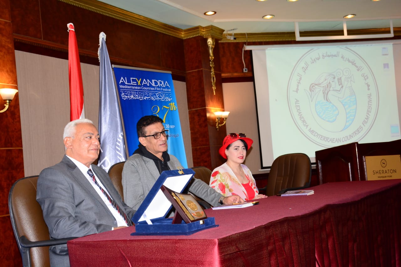 تكريم اسم الراحل محمد رضا بمهرجان الإسكندرية السينمائي (7)