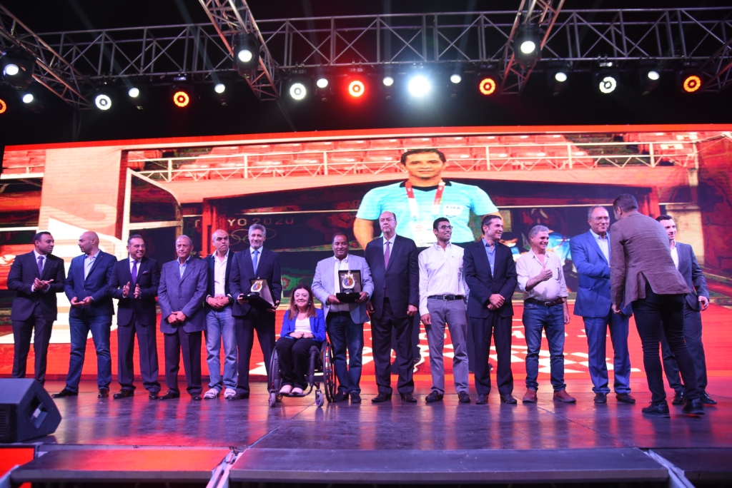 حفل نادي الصيد لتكريم هداية ملاك وسيف عيسى