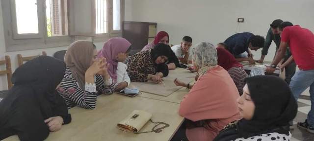 ورشة حرفية بمركز شباب سماكين الغرب بالحسينية بالشرقية 02