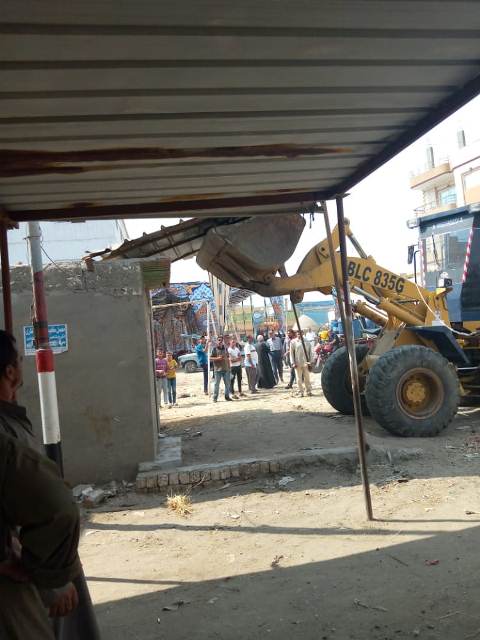 إزالة التعديات على الأراضي بالشرقية 06