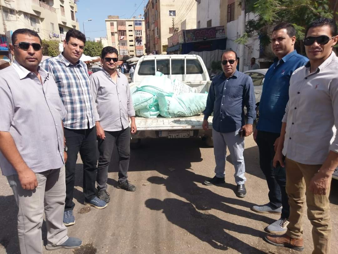 ضبط 350 كيلو دقيق مخابز محظور بيعه أو تداوله في الفيوم 