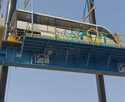 رفع أول مونوريل 