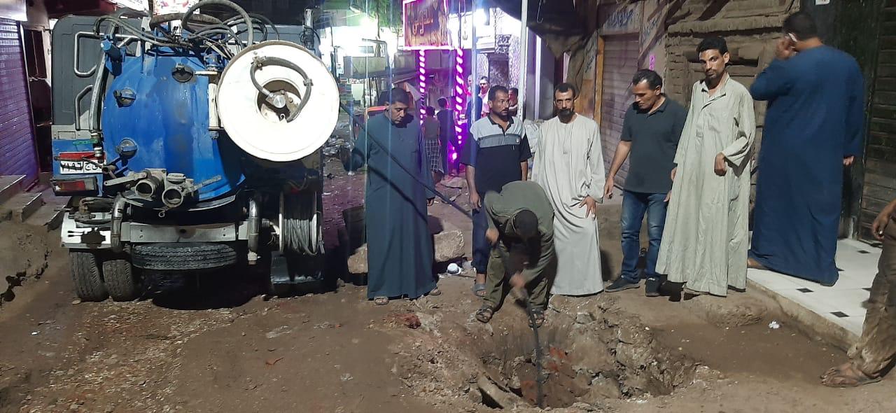 انسداد خط علاج ظاهرة الرشح بقرية فيديمين