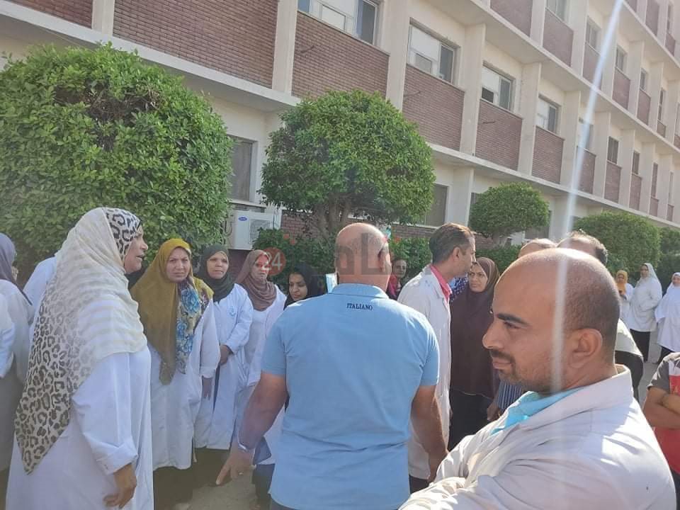 جانب من الوقفات الاحتجاجية