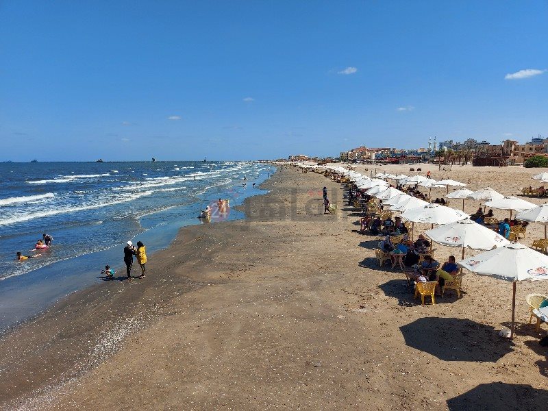 شاطئ بورسعيد اليوم الجمعة 