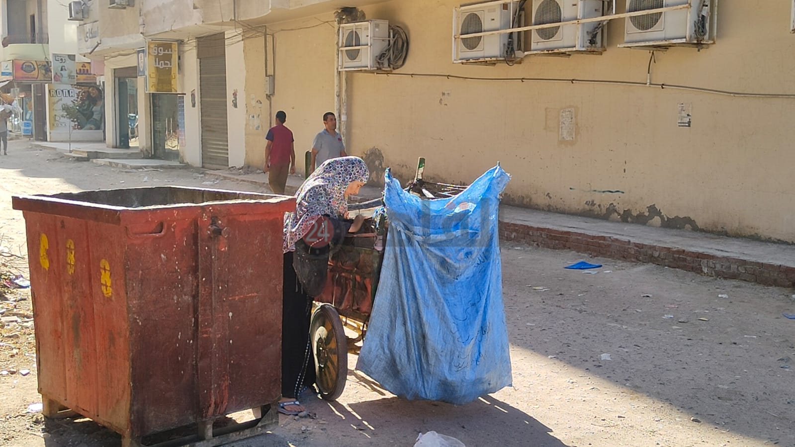 أثناء عمل أم مالك