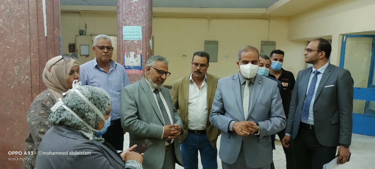 رئيس جامعة الأزهر يتابع�تسكين الطالبات