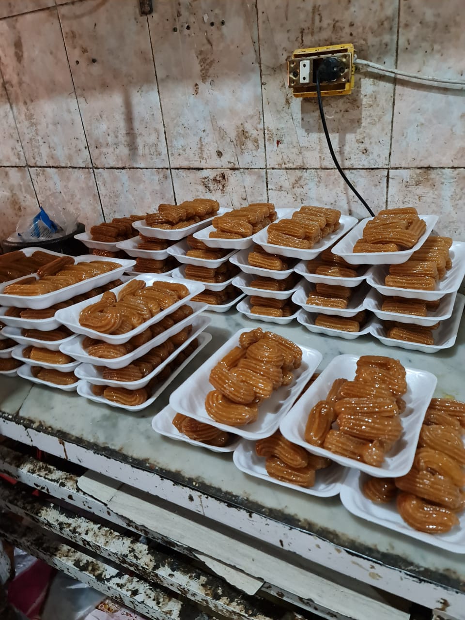 ضبط طني أغذية وزيوت غير صالحة للاستهلاك الآدمي بالدقهلية