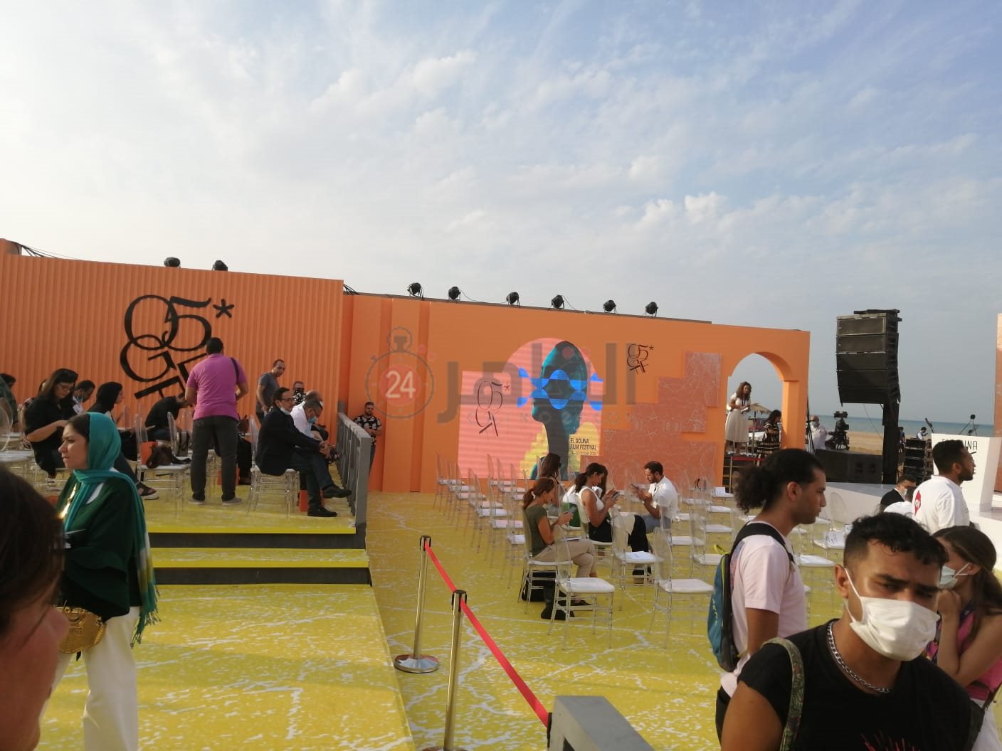 ffdb43b6-98b7-4d76-98ee-fb2db4b36e70