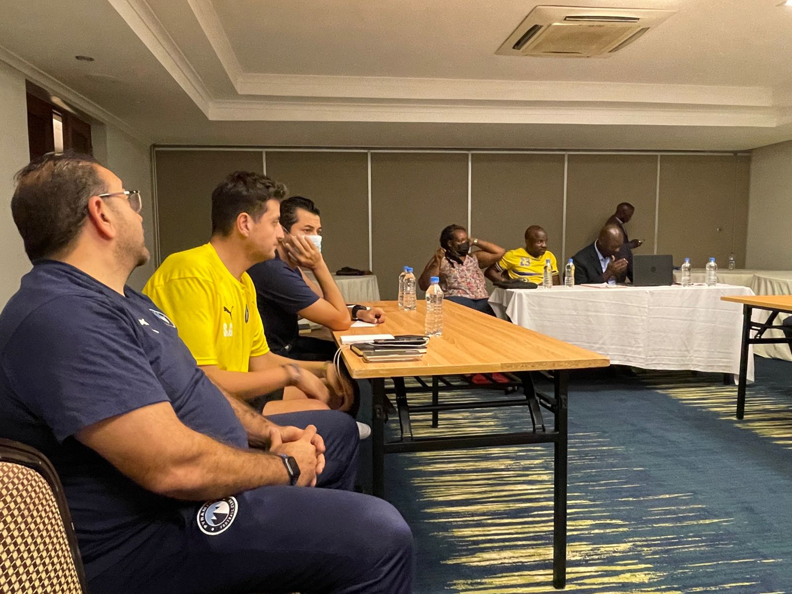 بيراميدز وعزام التنزاني