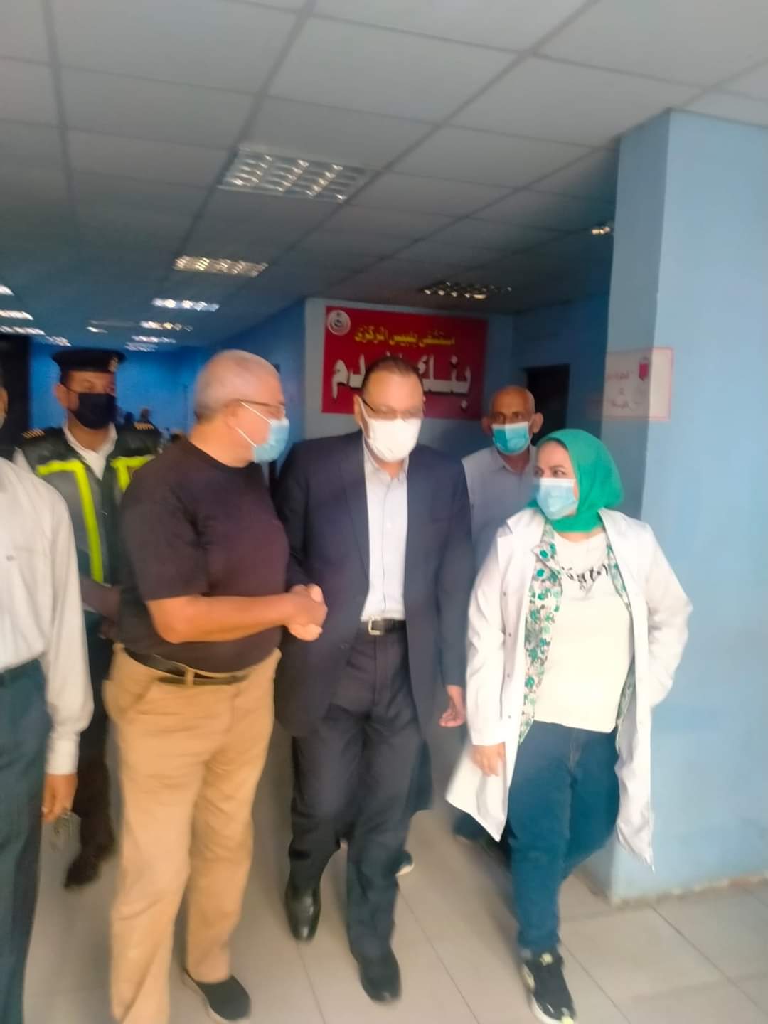 جولة المحافظ بمستشفى بلبيس المركزي 08