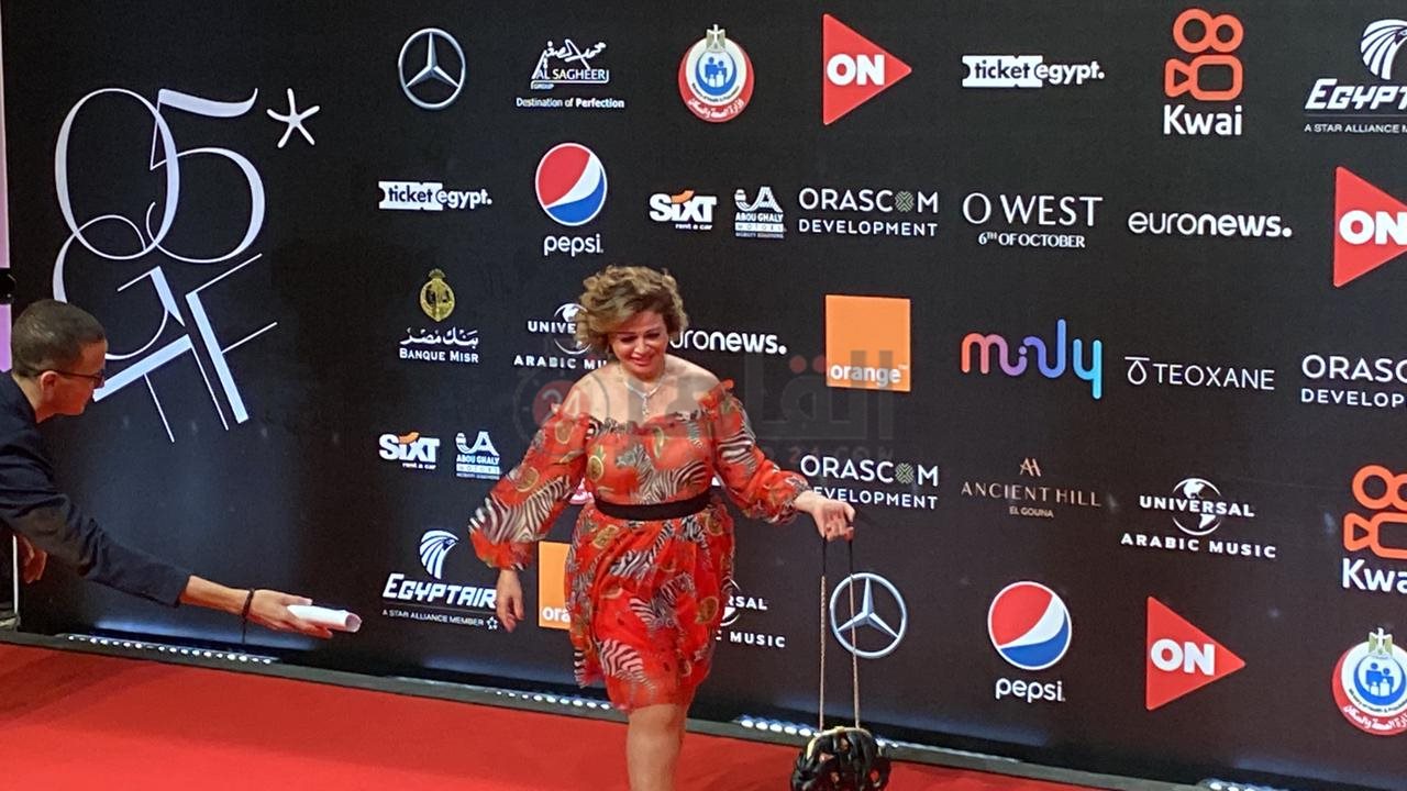 إلهام شاهين بمهرجان الجونة السينمائي (2)