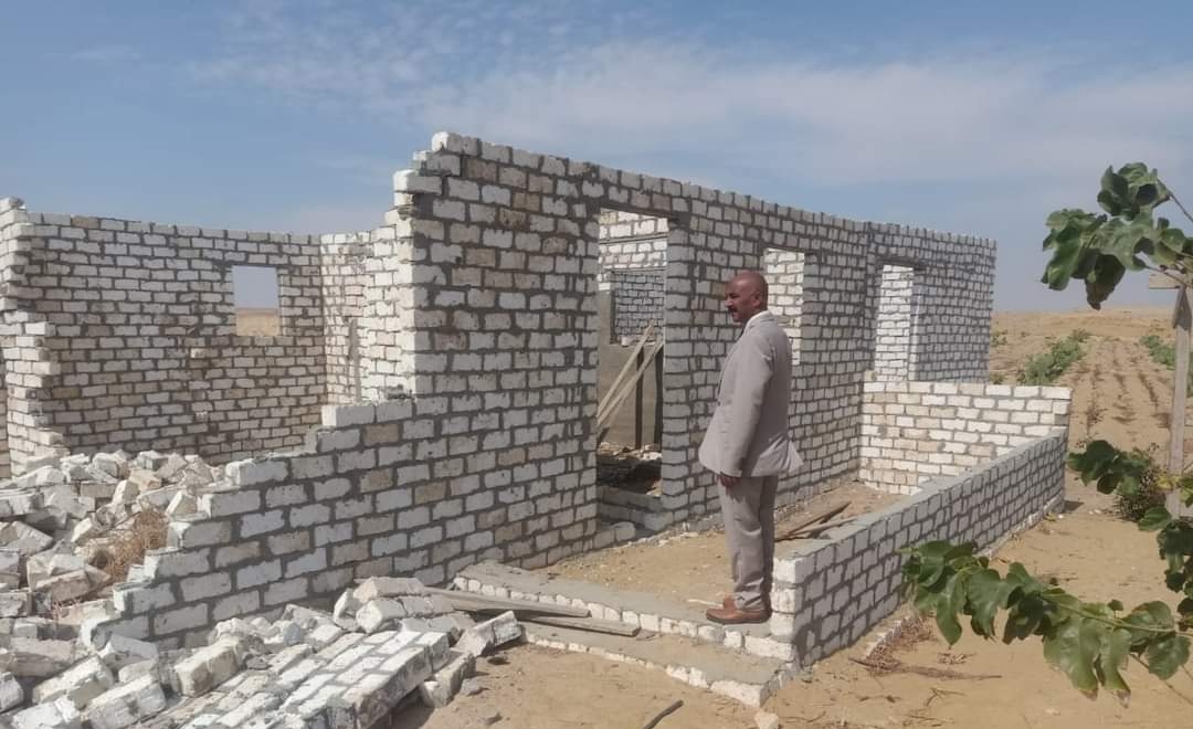 إزالة منزل مُخالف بـ «البلوك الأبيض» في الفيوم