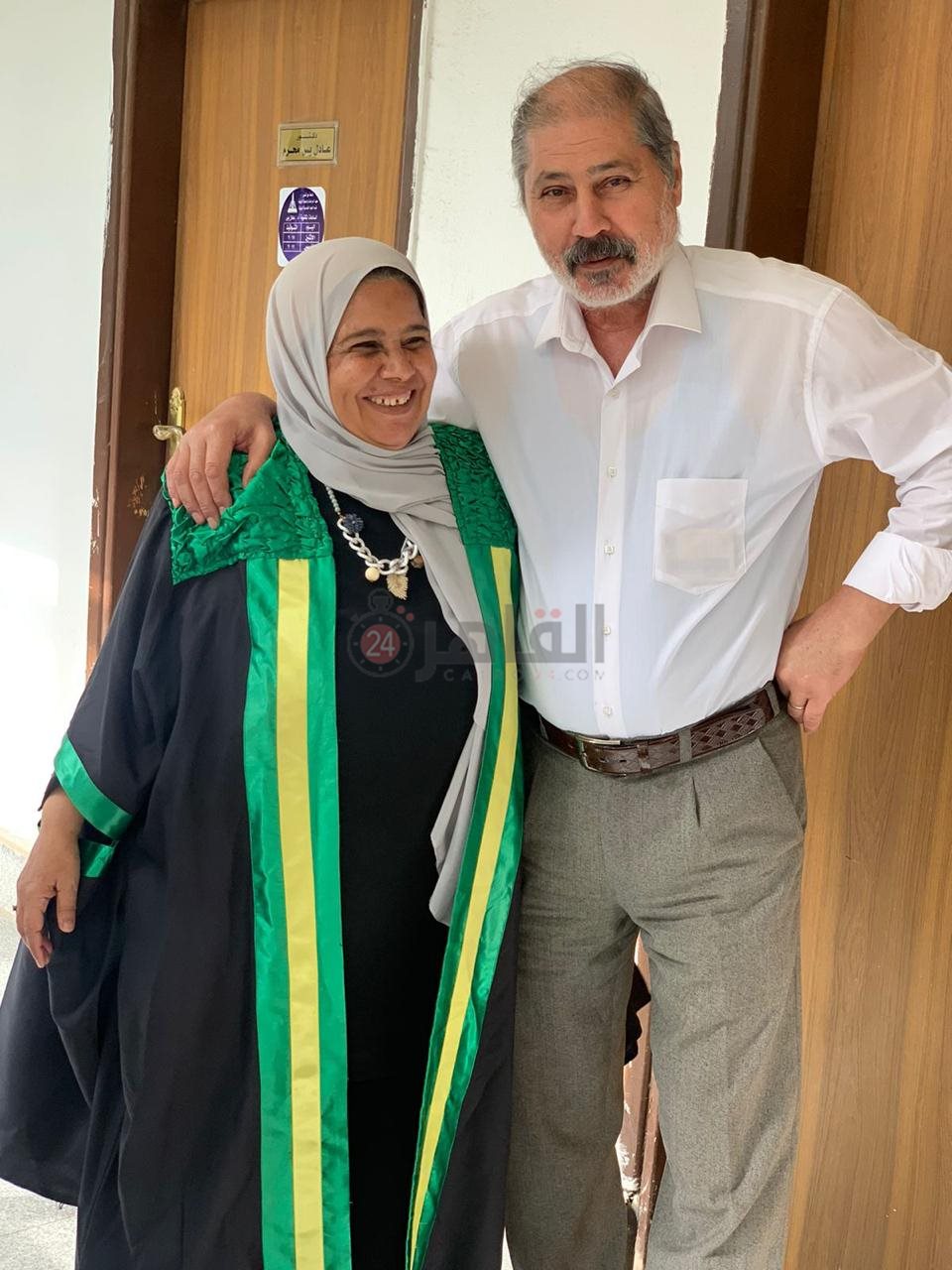 الدكتورة نجوى مع زوجها