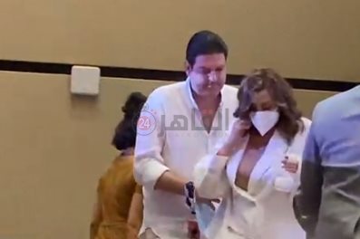 بشرى وزوجها