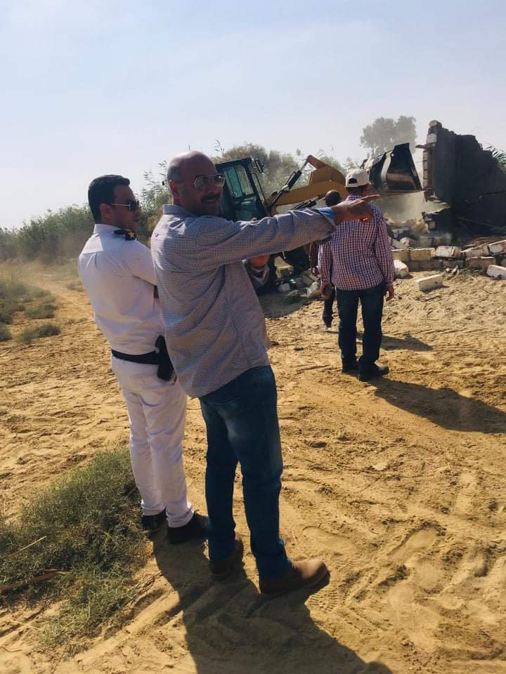 حملة لإزالة التعديات على بحيرة قارون