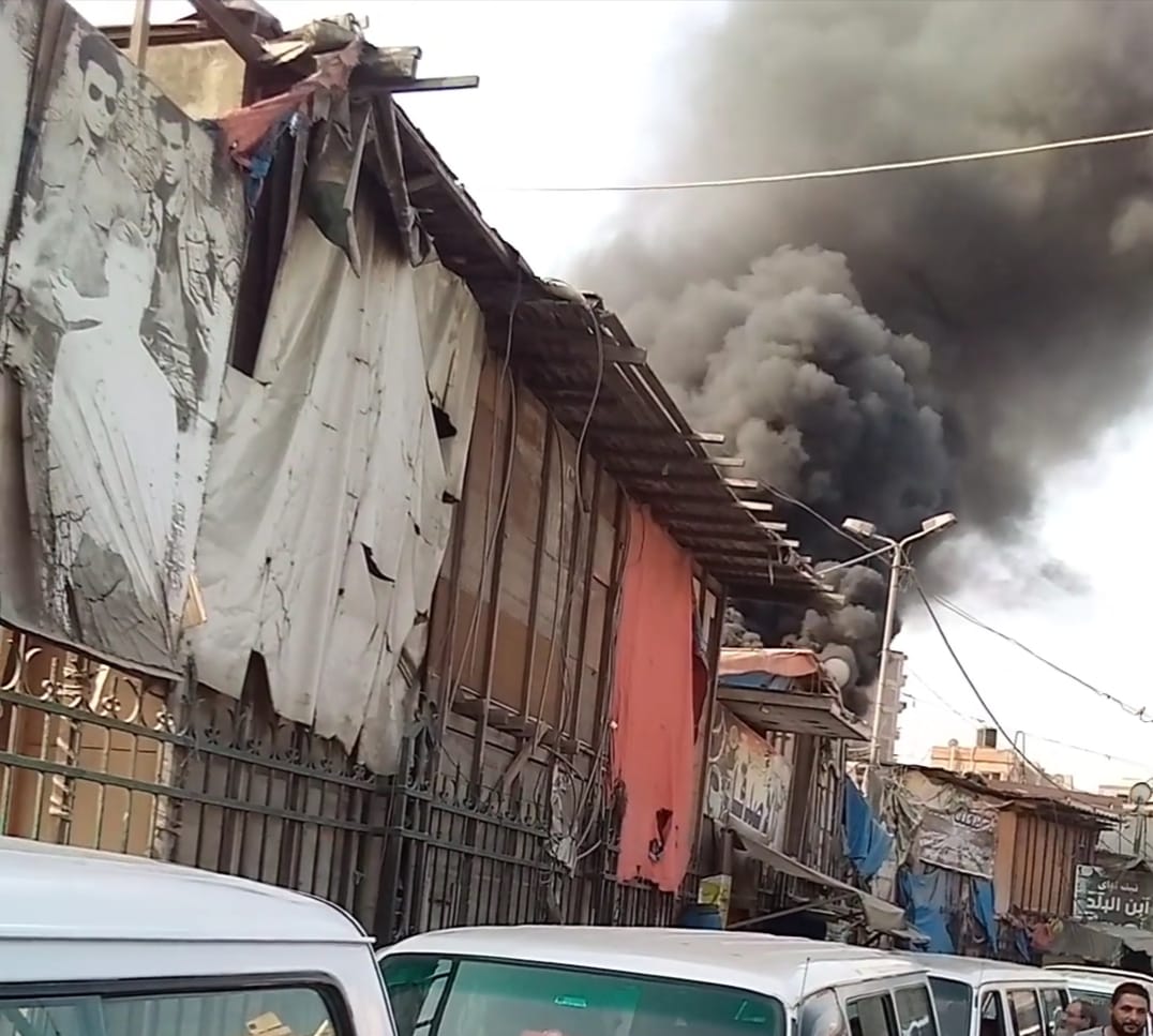 حريق بمحل ملابس بمحطة مصر