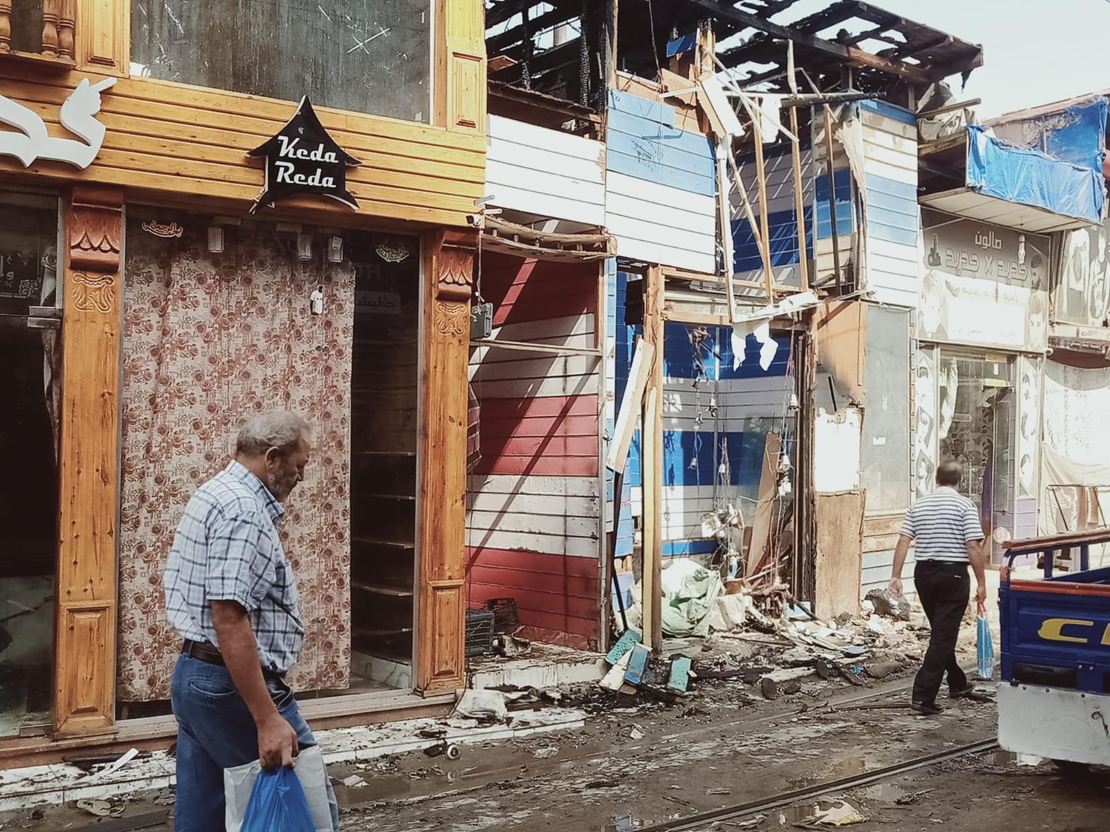 حريق بمحل ملابس بمحطة مصر