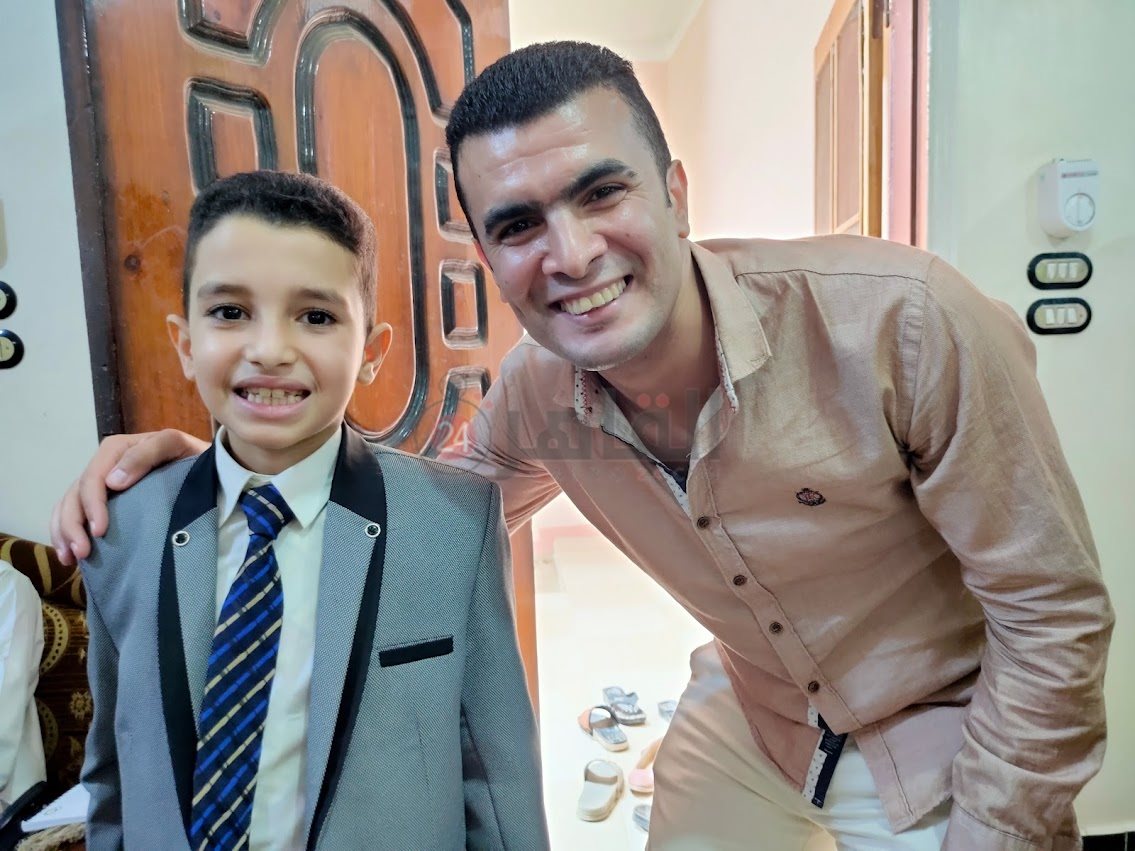 الطفل المعجزة رفقة مراسل القاهرة 24