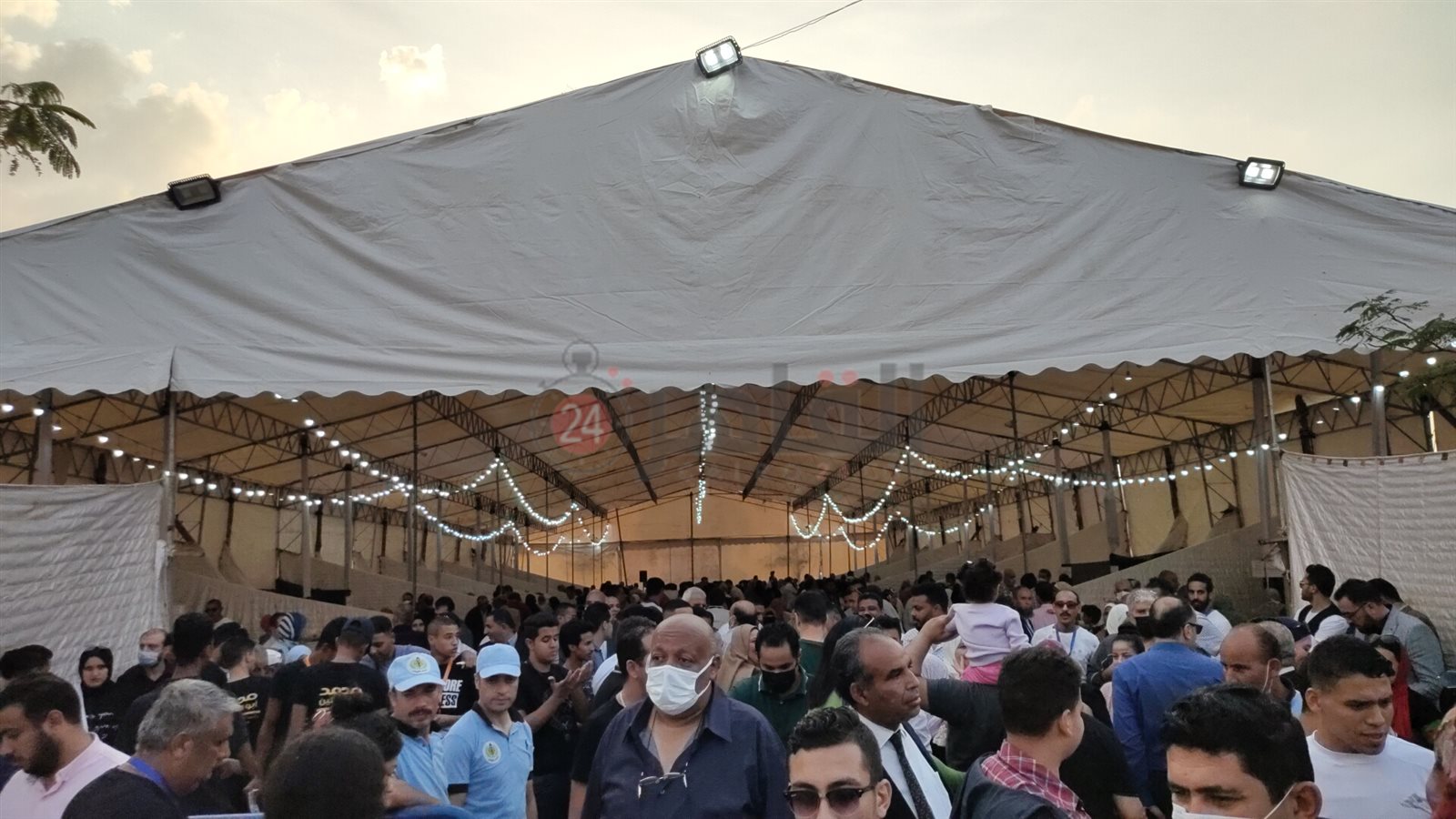 إقبال كبير على انتخابات نادي الرواد 02