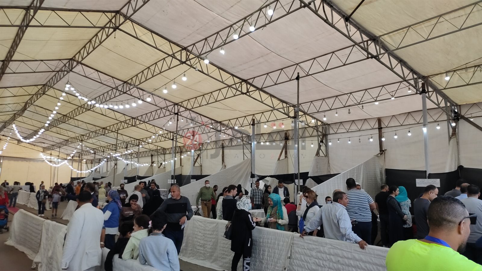 إقبال كبير على انتخابات نادي الرواد 09