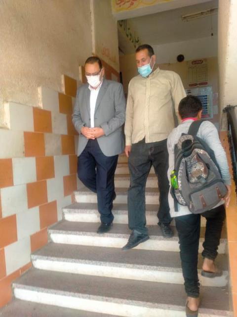 محافظ الشرقية يزور مدرسة الجمالية 03