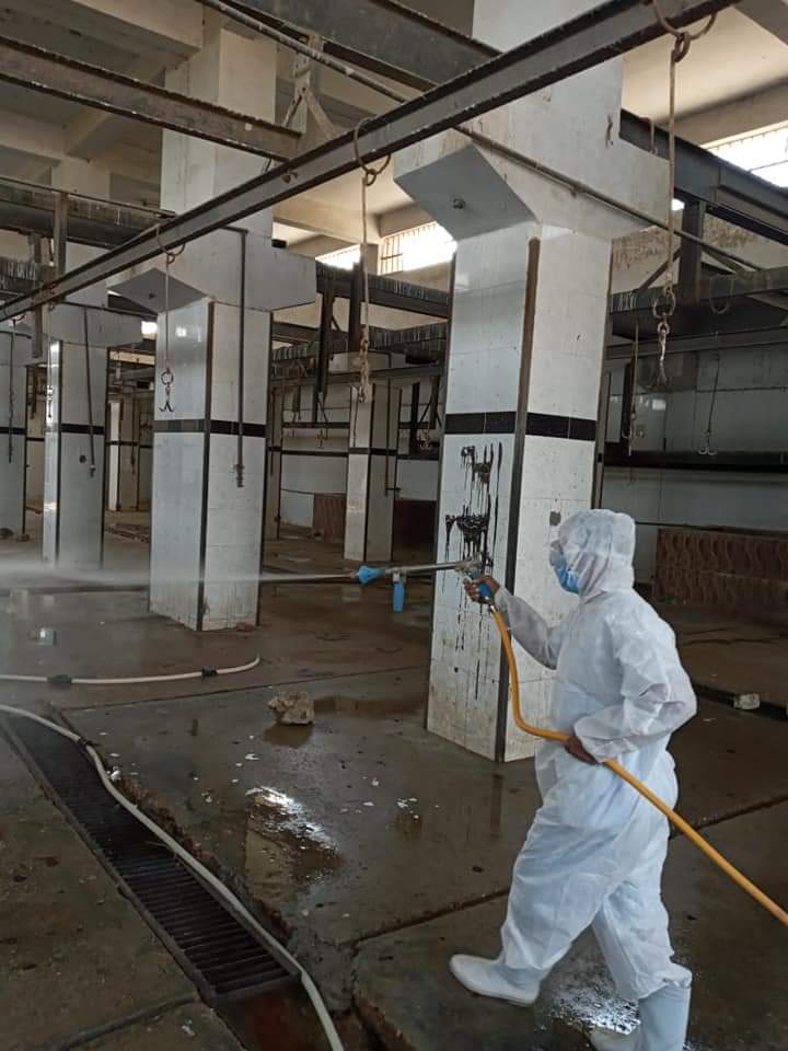 رش وتعقيم مجزر أبوكساه