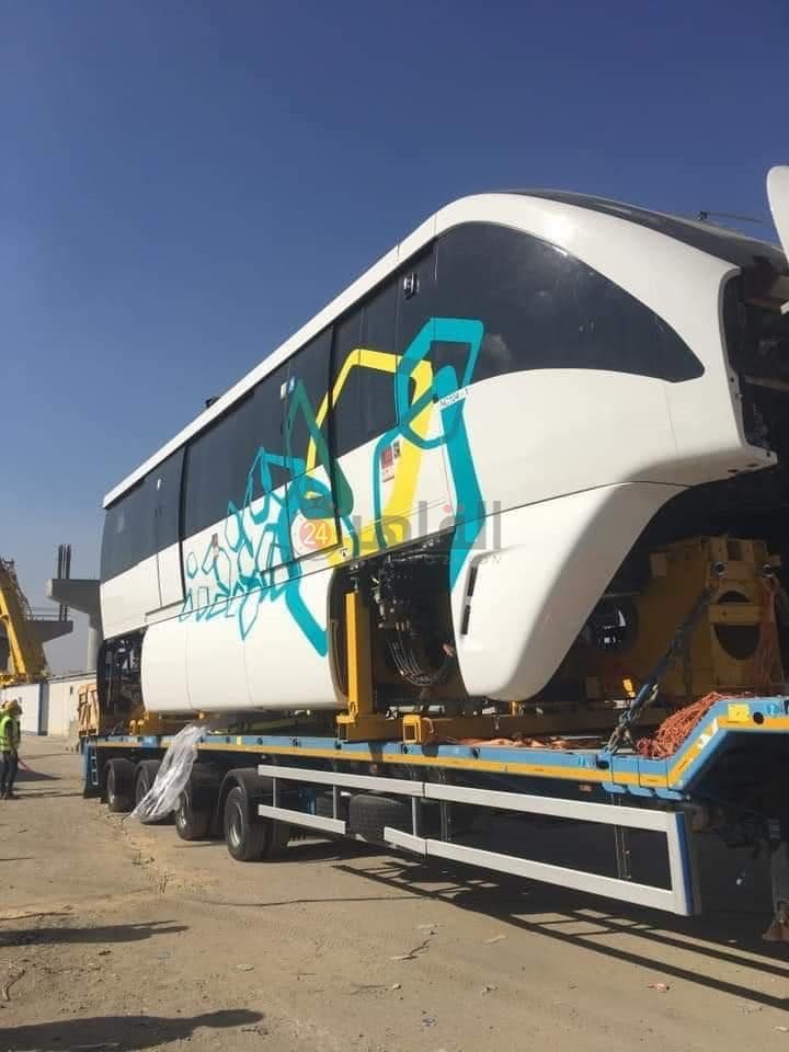 تركيب قطار المونوريل الثانى 