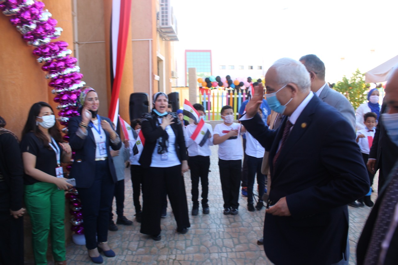 ACDBD680-7411-48F6-925D-B7A62EAD4DB9