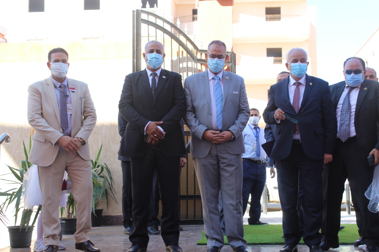 06B2F297-918C-4862-9913-C0FBBDF7996A