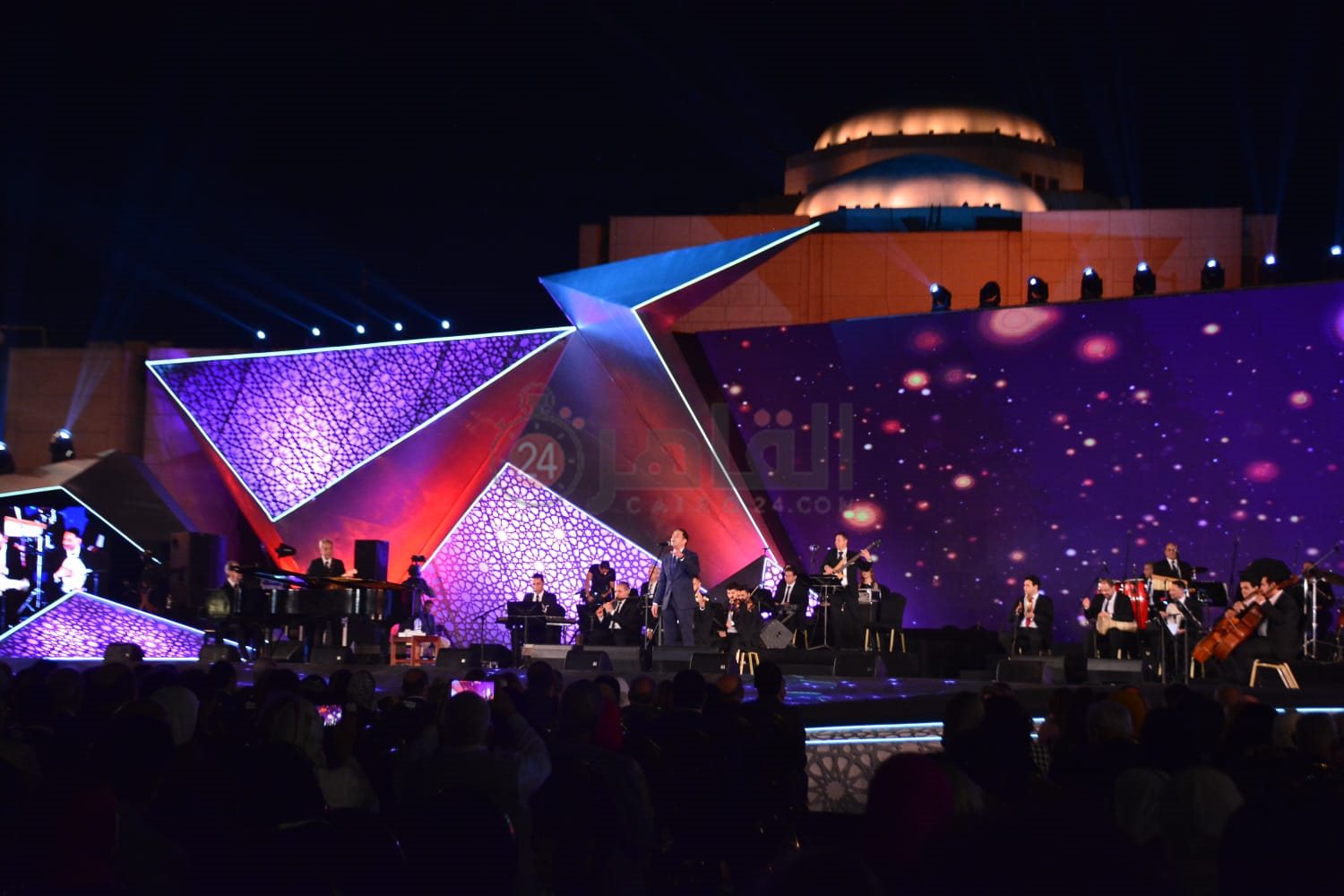 مدحت صالح (11)