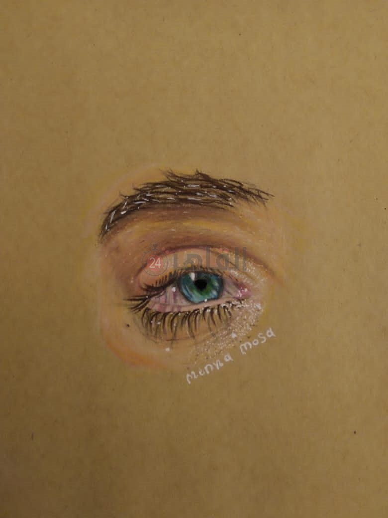 لوحة لعين بشرية