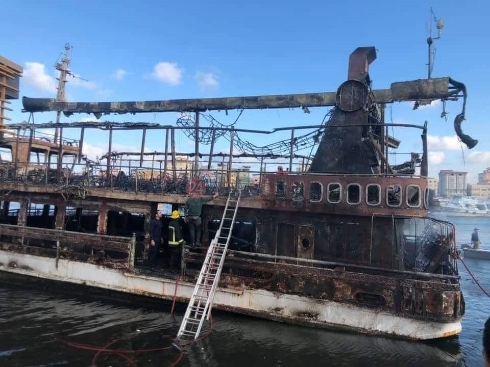 حريق مركب خلود النيل