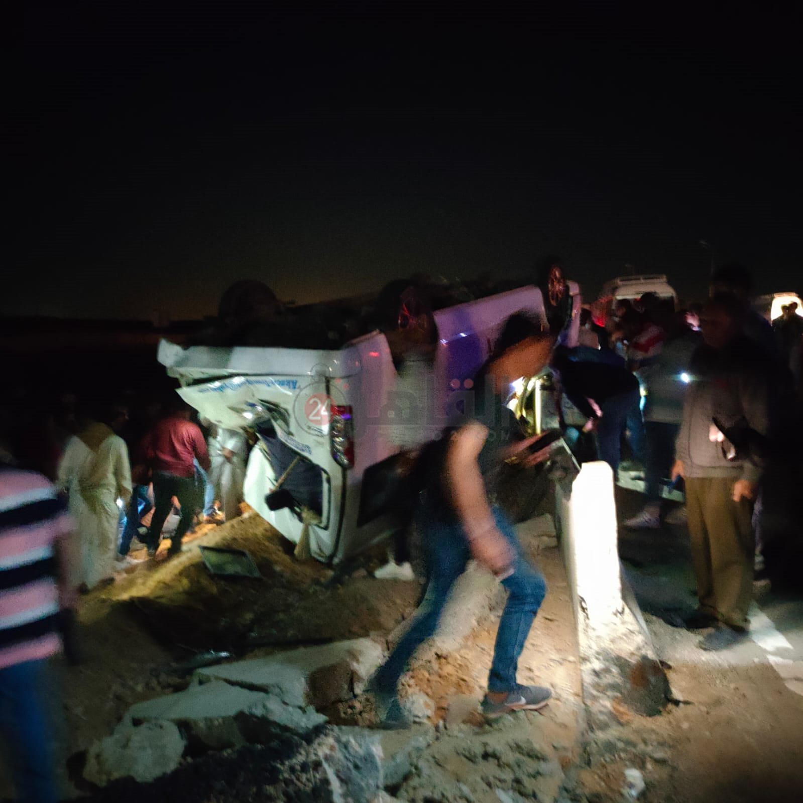  حادث انقلاب سيارة