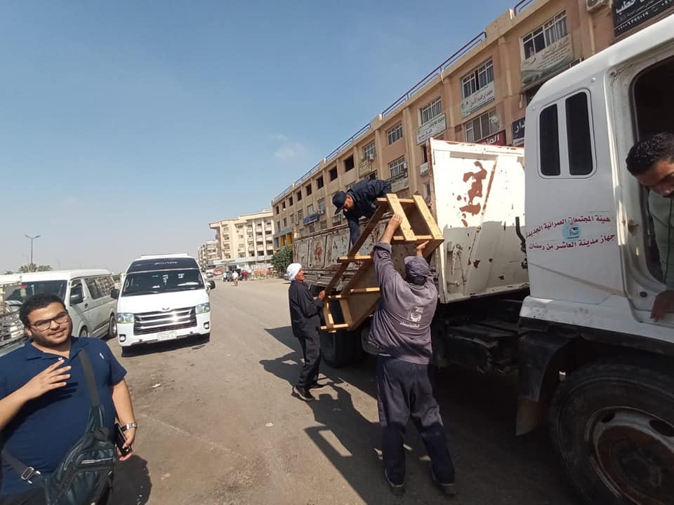 حملة لرفع الإشغالات بالعاشر من رمضان 08