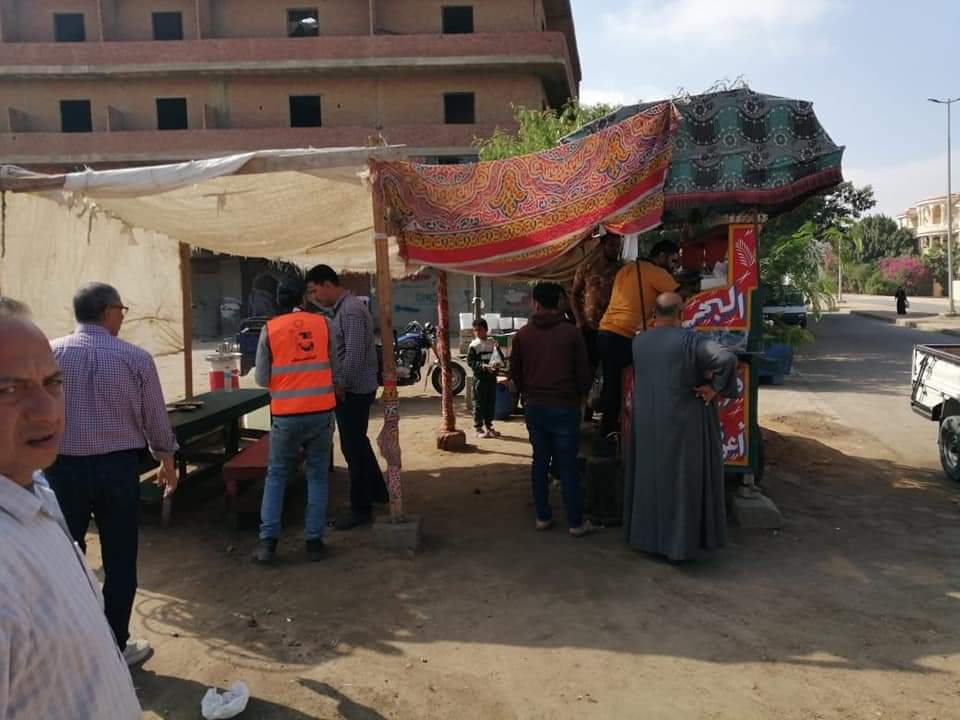 حملة لإزالة الإشغالات بالعاشر من رمضان 03
