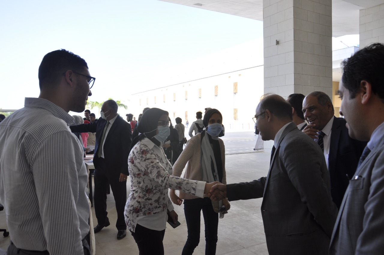 رئيس البورصة المصرية يوقع بروتكول تعاون مع الجامعة اليابانية 