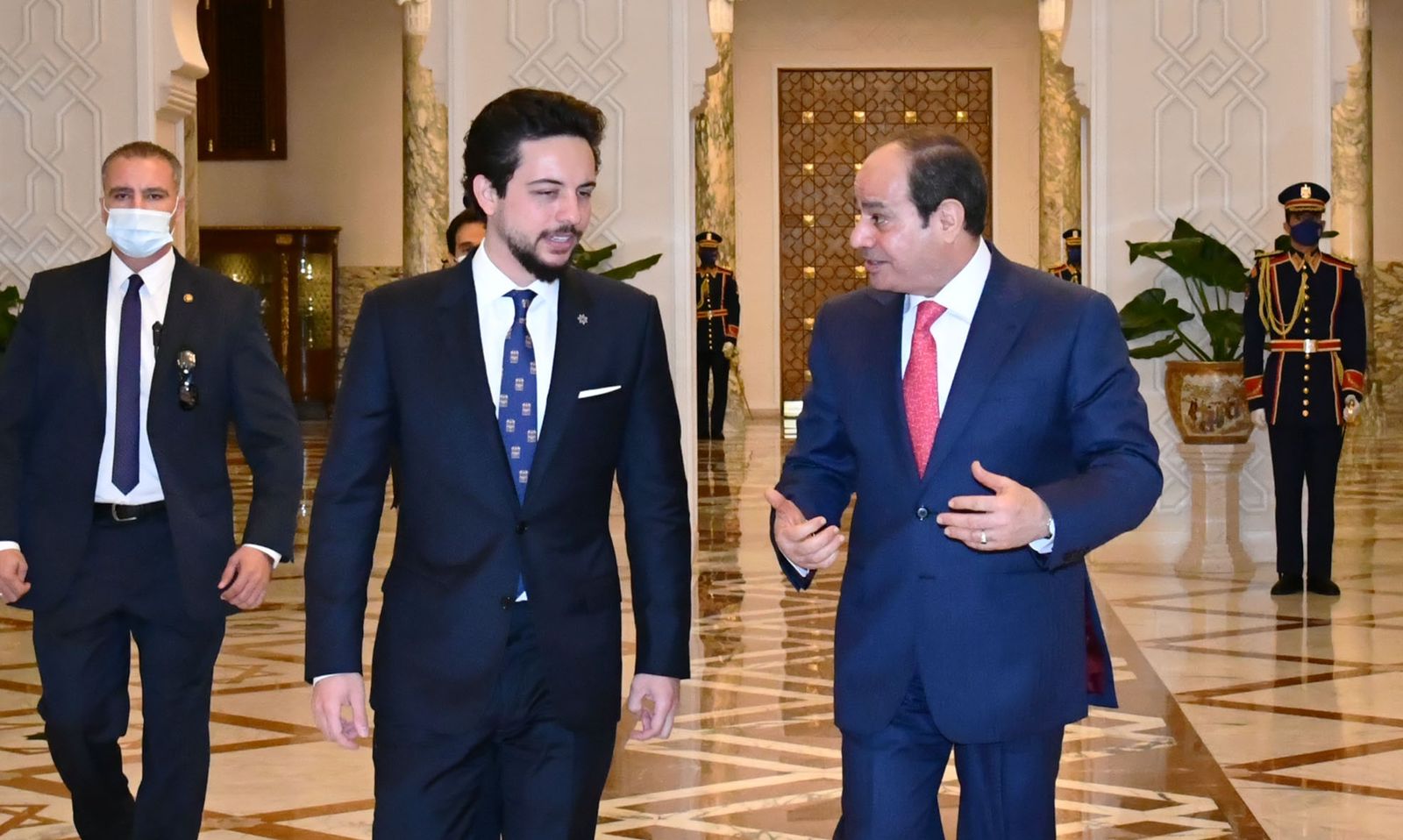 الرئيس عبد الفتاح السيسي مع لي عهد المملكة الأردنية الهاشمية