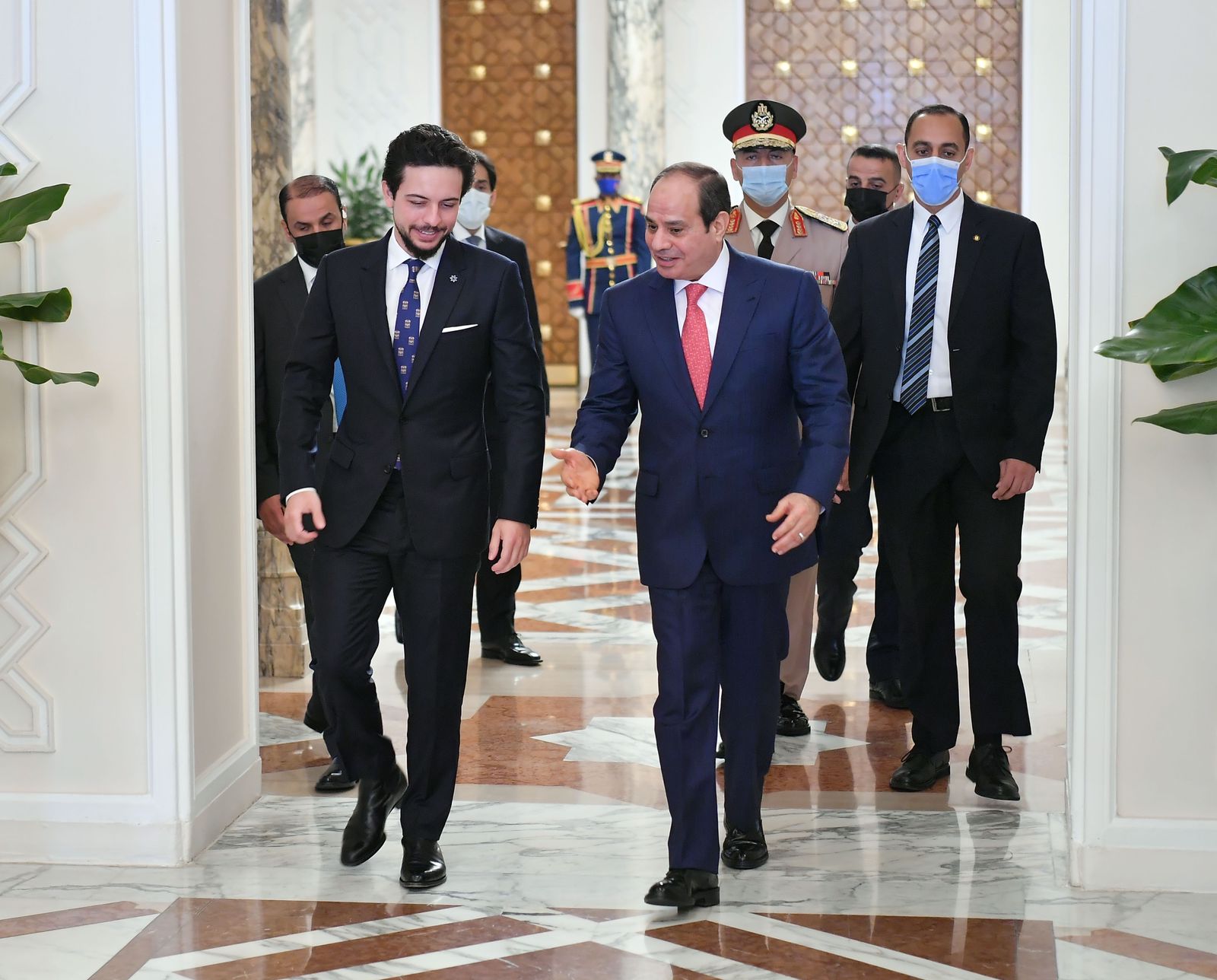 الرئيس عبد الفتاح السيسي مع لي عهد المملكة الأردنية الهاشمية